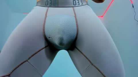 Diego online show from 10/25/25, 01:40