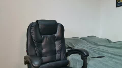 Snapshot of diego_cazas chatting on 07/24/26, 10:19 DIEGO CAZAS online show from 07/24/26, 10:19