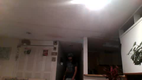 Snapshot of diego_incubo_ii chatting on 07/18/26, 06:06 diego_incubo_ii online show from 07/18/26, 06:06