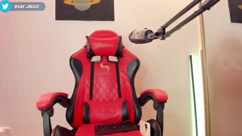 Diego lat online show from 09/16/25, 12:22