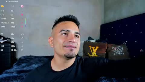 Snapshot of diegoalejandro_ chatting on 07/27/26, 12:17 Diego Alejandro online show from 07/27/26, 12:17