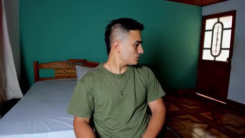 Diego   online show from 02/02/26, 02:27