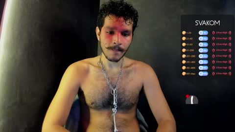 Snapshot of diemond_latinx98 chatting on 10/26/25, 10:43 diemond_latinx98 online show from 10/26/25, 10:43