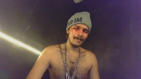 Snapshot of diemond_latinx98 chatting on 02/07/26, 10:41 diemond_latinx98 online show from 02/07/26, 10:41