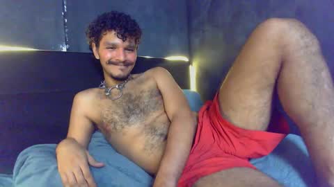 Snapshot of diemond_latinx98 chatting on 02/23/26, 03:09 diemond_latinx98 online show from 02/23/26, 03:09