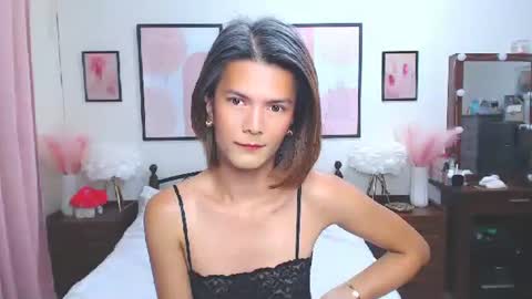 Dennesse online show from 02/18/26, 01:34