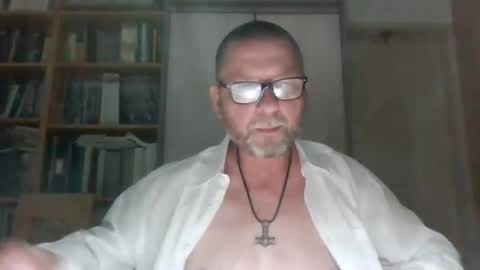dierenfeld online show from 07/25/26, 12:53