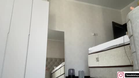 Snapshot of diffgirls chatting on 10/02/25, 09:49 Tanya online show from 10/02/25, 09:49