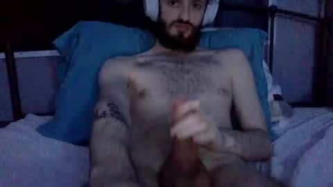 Snapshot of digbicknik chatting on 01/28/25, 01:08 digbicknik online show from 01/28/25, 01:08