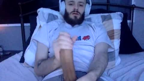 Snapshot of digbicknik chatting on 02/10/25, 08:10 digbicknik online show from 02/10/25, 08:10