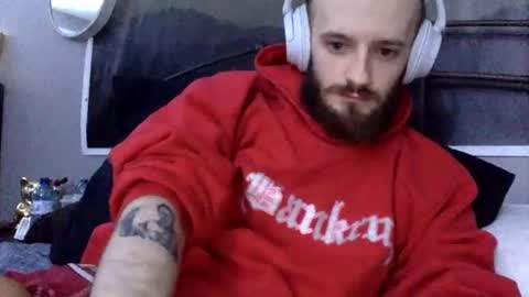 Snapshot of digbicknik chatting on 02/14/25, 07:12 digbicknik online show from 02/14/25, 07:12