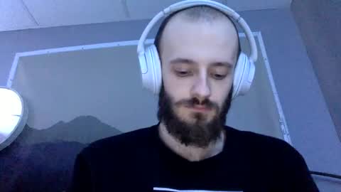 Snapshot of digbicknik chatting on 02/22/25, 09:12 digbicknik online show from 02/22/25, 09:12