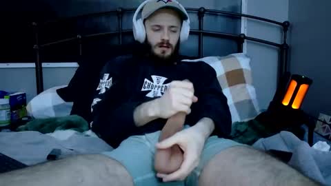 Snapshot of digbicknik chatting on 03/05/25, 03:40 digbicknik online show from 03/05/25, 03:40