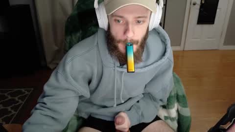 Snapshot of digbicknik chatting on 03/06/25, 03:24 digbicknik online show from 03/06/25, 03:24