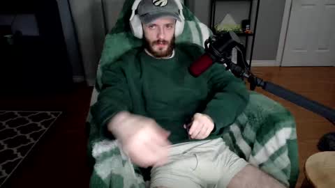 Snapshot of digbicknik chatting on 11/03/25, 02:02 digbicknik online show from 11/03/25, 02:02