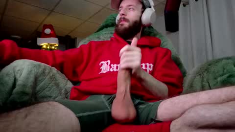 Snapshot of digbicknik chatting on 12/18/25, 02:17 digbicknik online show from 12/18/25, 02:17