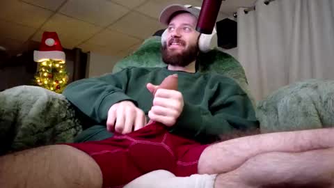 Snapshot of digbicknik chatting on 12/19/25, 02:07 digbicknik online show from 12/19/25, 02:07