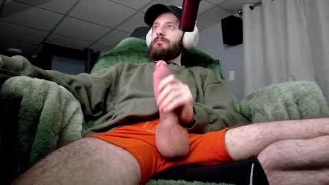 Snapshot of digbicknik chatting on 01/11/26, 02:27 digbicknik online show from 01/11/26, 02:27