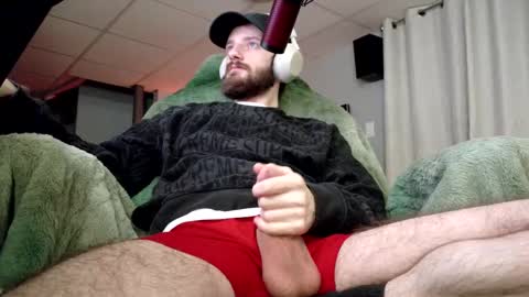 Snapshot of digbicknik chatting on 02/01/26, 02:10 digbicknik online show from 02/01/26, 02:10