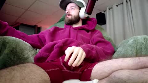 Snapshot of digbicknik chatting on 02/07/26, 02:04 digbicknik online show from 02/07/26, 02:04