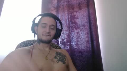 digital_spirit122849 online show from 11/05/25, 07:47