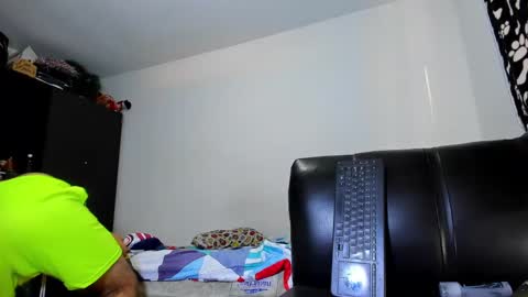 Snapshot of diiego_xxx chatting on 11/12/25, 07:24 diiego_xxx online show from 11/12/25, 07:24