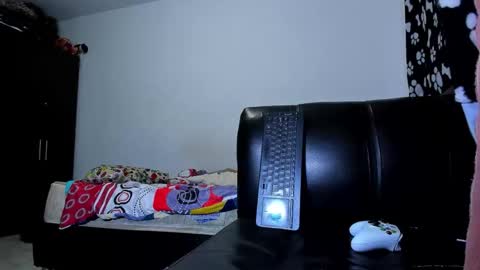 Snapshot of diiego_xxx chatting on 12/01/25, 02:16 diiego_xxx online show from 12/01/25, 02:16