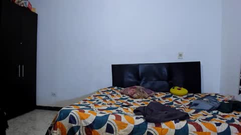 Snapshot of diiego_xxx chatting on 02/14/26, 04:48 diiego_xxx online show from 02/14/26, 04:48