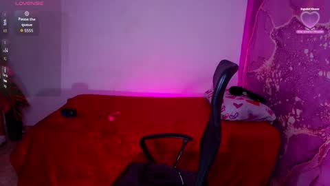 diiosa_latina online show from 06/04/26, 08:15
