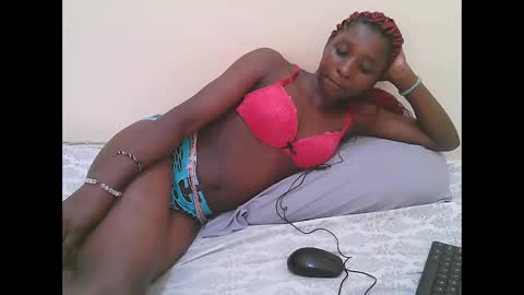 Snapshot of dijahot chatting on 11/21/25, 12:04 Dijah online show from 11/21/25, 12:04