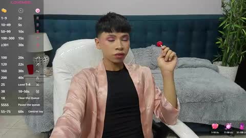 Snapshot of dilan_911 chatting on 09/19/25, 06:08 DILAN online show from 09/19/25, 06:08