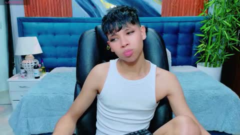  DILAN online show from 03/25/26, 07:09