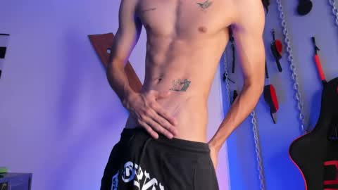 DILAN online show from 04/25/26, 01:14