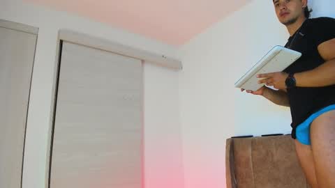 Dilan Coy online show from 12/20/25, 11:01