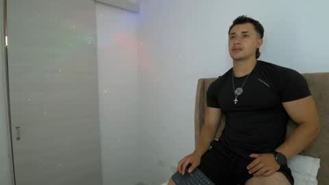 Dilan Coy online show from 04/11/26, 08:13