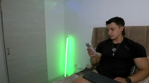 Dilan Coy online show from 04/22/26, 09:05