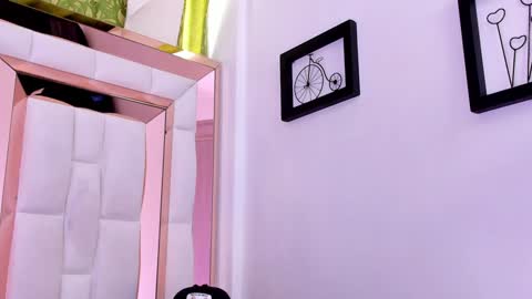 Snapshot of dilan_scootk_ chatting on 01/30/25, 05:17 dilan_scootk_ online show from 01/30/25, 05:17