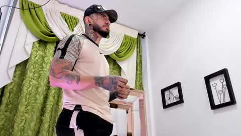 Snapshot of dilan_scootk_ chatting on 03/02/25, 11:18 dilan_scootk_ online show from 03/02/25, 11:18