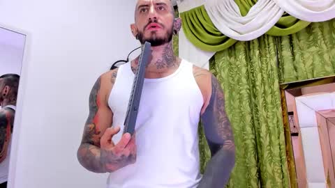 Snapshot of dilan_scootk_ chatting on 09/27/25, 07:19 dilan_scootk_ online show from 09/27/25, 07:19