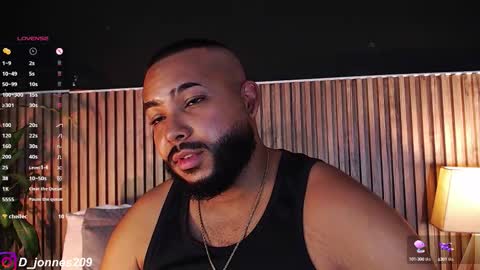 Snapshot of dilanjonnes chatting on 09/14/25, 12:21 DilanJonnes online show from 09/14/25, 12:21