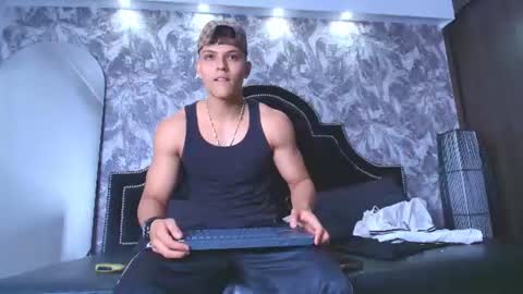 Snapshot of dilanmiller_ chatting on 06/19/26, 04:55 dilanmiller_ online show from 06/19/26, 04:55