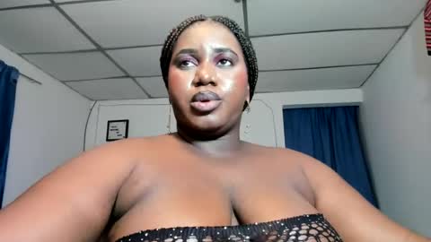 Snapshot of dilay__x chatting on 07/24/26, 01:47 dilay__x online show from 07/24/26, 01:47