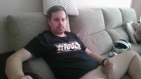 Snapshot of dili999 chatting on 09/14/25, 08:24 dili999 online show from 09/14/25, 08:24