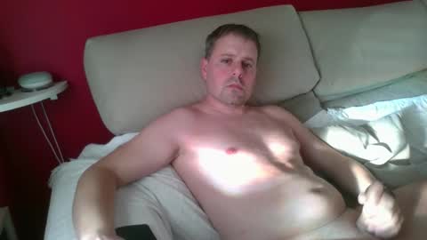 Snapshot of dili999 chatting on 09/22/25, 05:37 dili999 online show from 09/22/25, 05:37