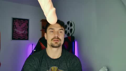 Dario Dolce online show from 02/18/25, 10:05