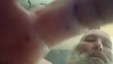 Snapshot of dilligafsex chatting on 05/19/26, 07:37 dilligafsex online show from 05/19/26, 07:37