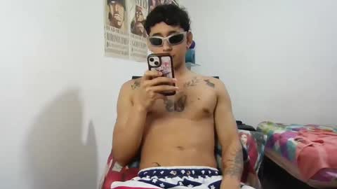 Snapshot of dillom420 chatting on 01/23/25, 05:45 dillom420 online show from 01/23/25, 05:45