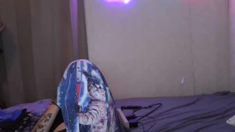 Sofie online show from 10/29/25, 06:26