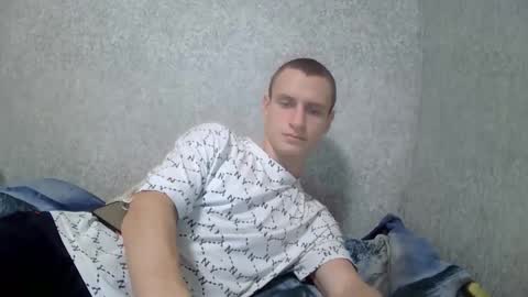 Snapshot of dimes_21 chatting on 10/23/25, 01:38 dimes_21 online show from 10/23/25, 01:38