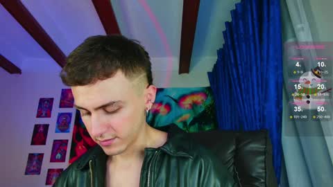 Julian Independent Model online show from 12/27/24, 12:39